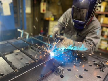 【導入事例】溶接ロボット／各種溶材